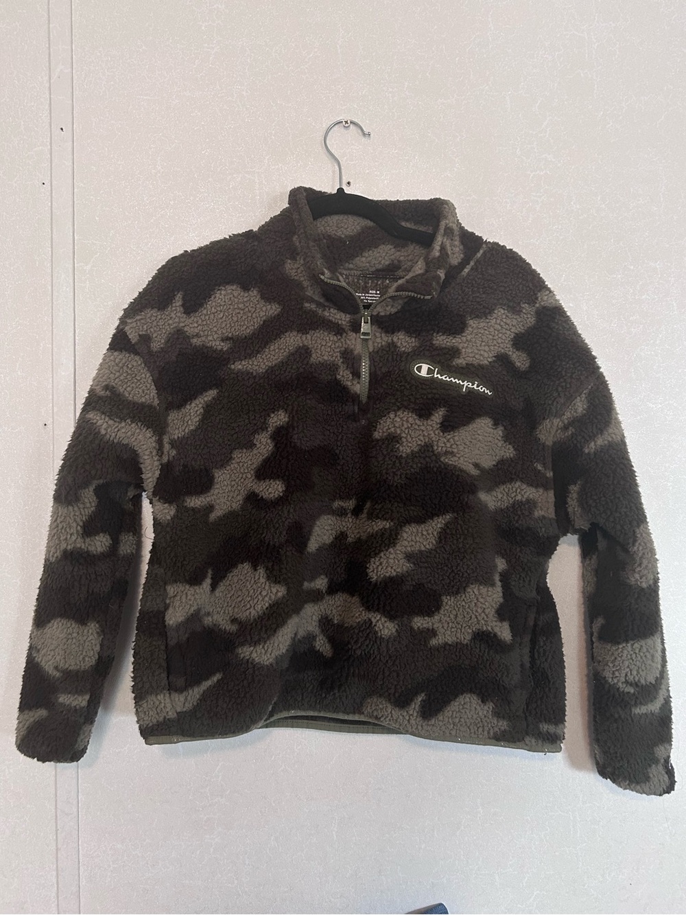 Champion | Kids' Olive Camo Sherpa Half-Zip Jacket | Size Medium